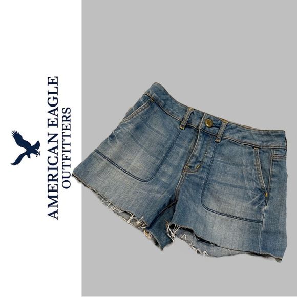 American Eagle Outfitters Women’s Stretch Distressed Denim Shorts‎ - Size 0 - Picture 1 of 2
